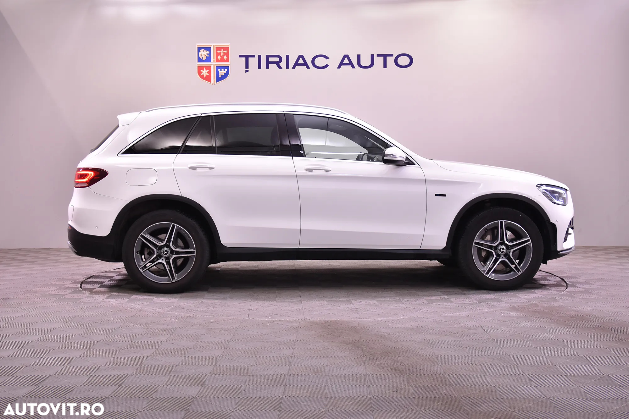 Mercedes-Benz GLC 300 de 4MATIC - 6