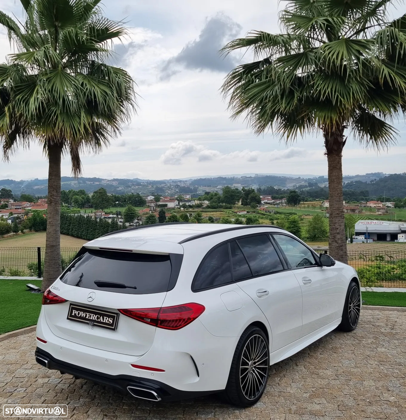 Mercedes-Benz C 300 e AMG Line - 13