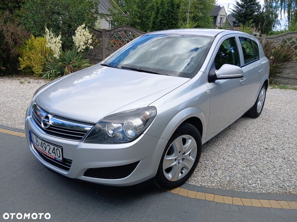 Opel Astra 1.6 - 8