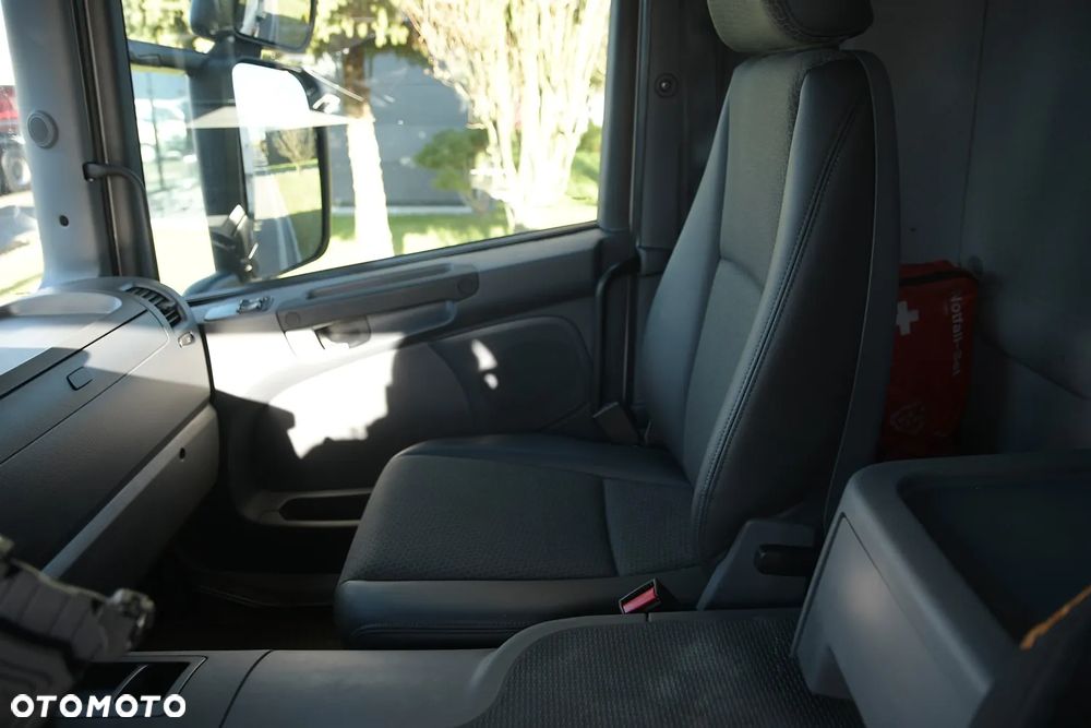 Scania P 250///* 2015///* PRZEB. JEDYNE 298TYŚ KM///* 18000KG///* HDS///* 3 STRONNY WYWROT//* /WAGA///* STAN BARDZO DOBRY - 23