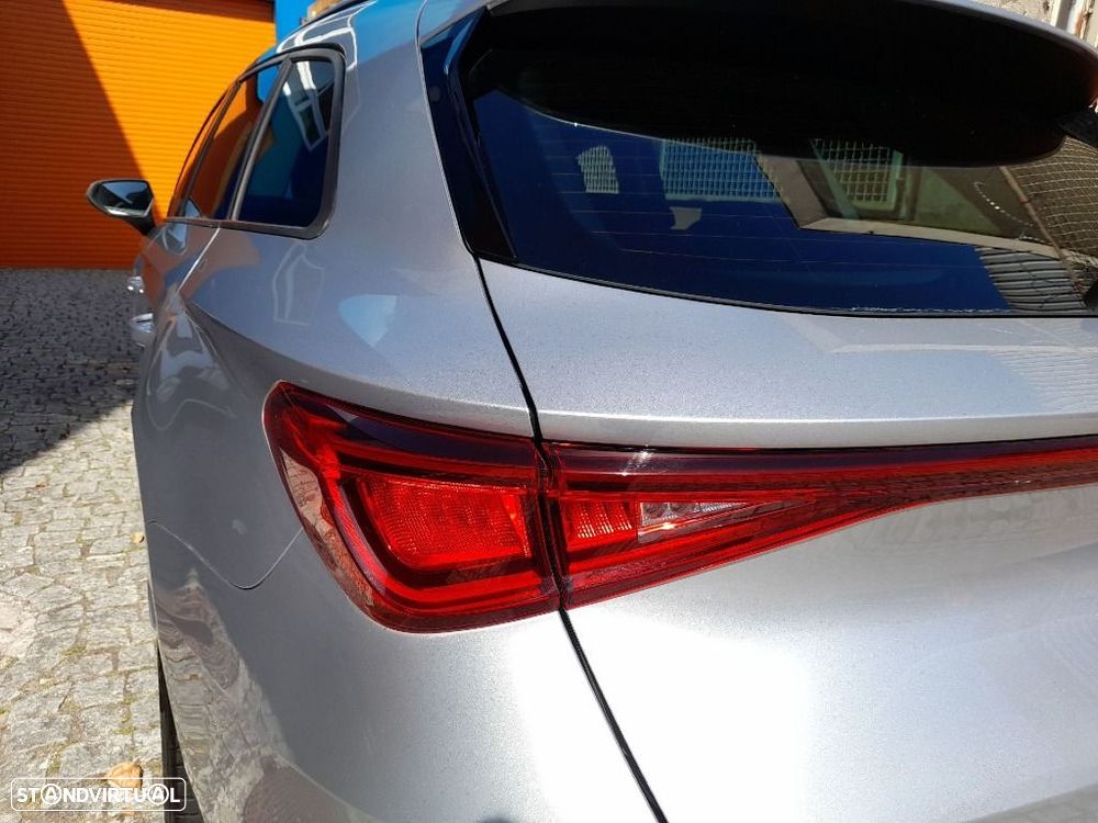 SEAT Leon ST 2.0 TDI FR DSG - 38