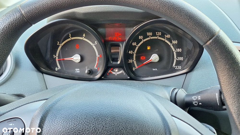 Ford Fiesta - 10