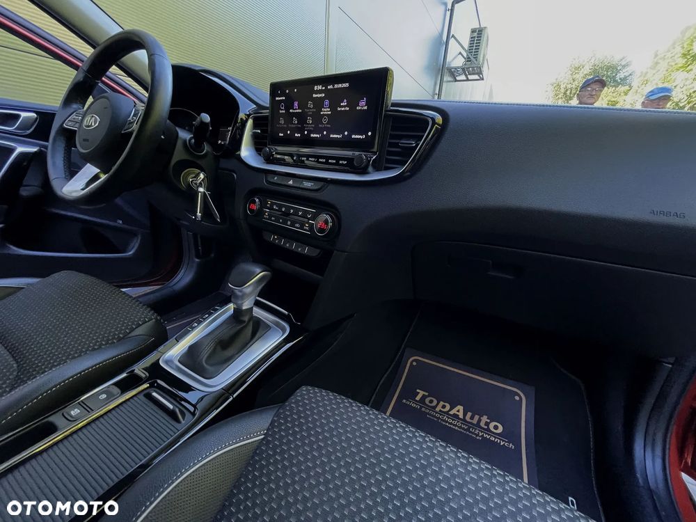 Kia XCeed 1.6 CRDi SCR L Business Line DCT - 16