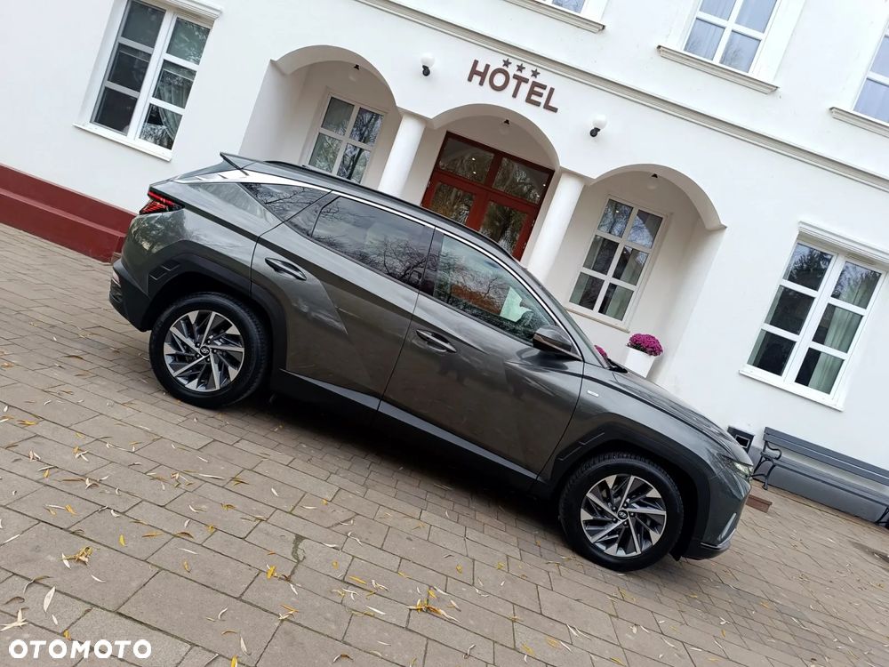 Hyundai Tucson 1.6 CRDi 48V-Hybrid 2WD DCT Select - 11