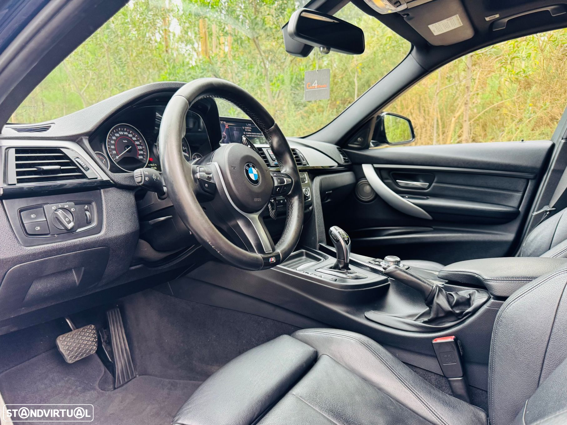 BMW 320 d Touring Auto Pack M - 27