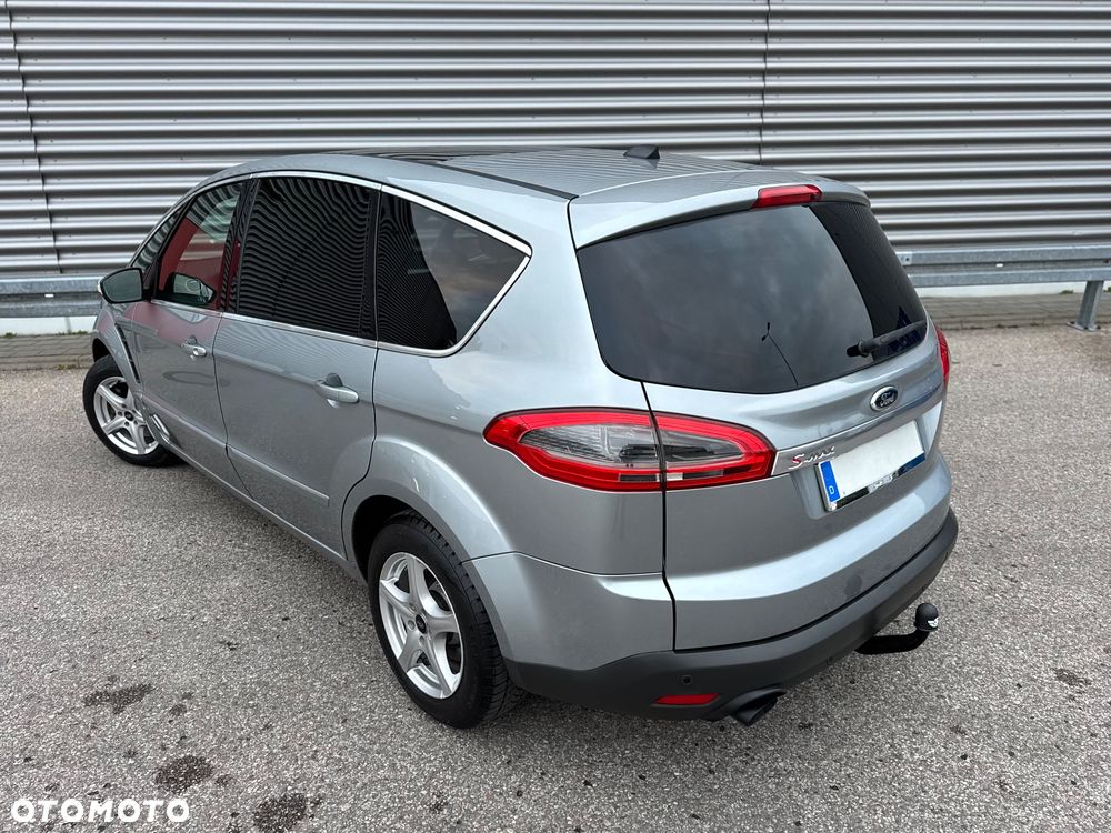 Ford S-Max - 19