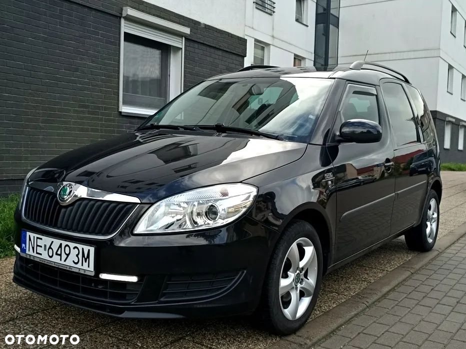 Skoda Roomster 2011 photo 2