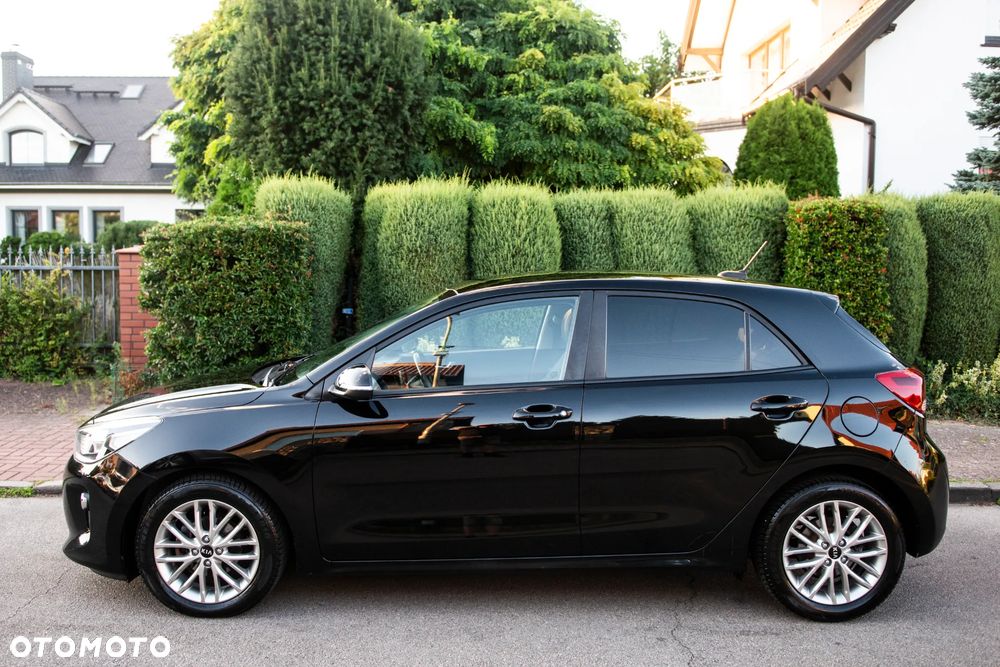 Kia Rio 1.2 Business Line Plus - 11