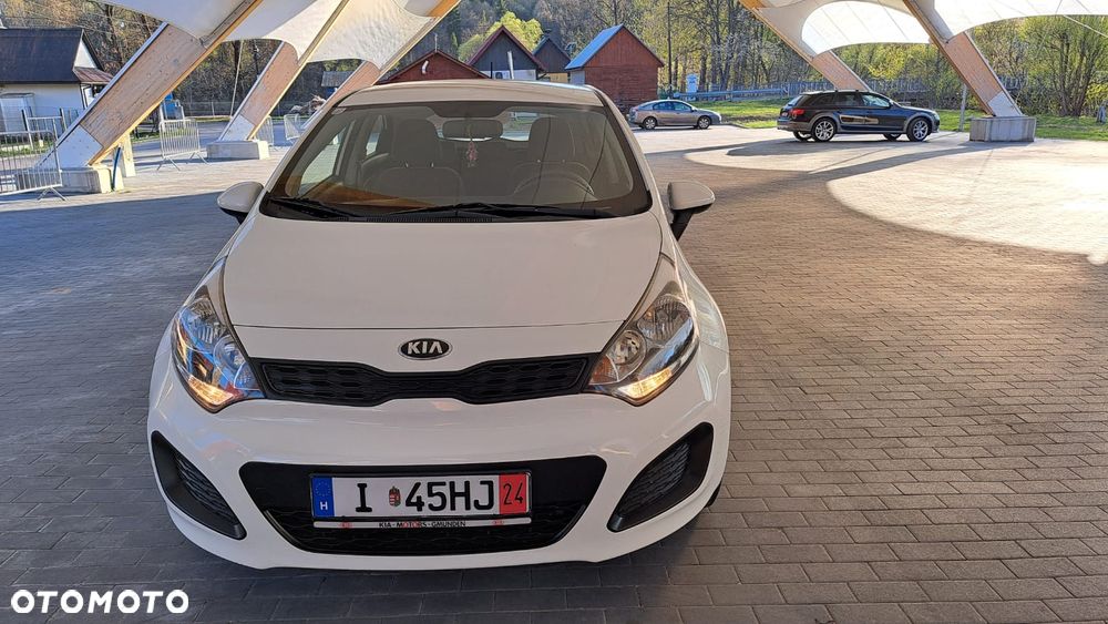 Kia Rio 1.2 Attract - 9