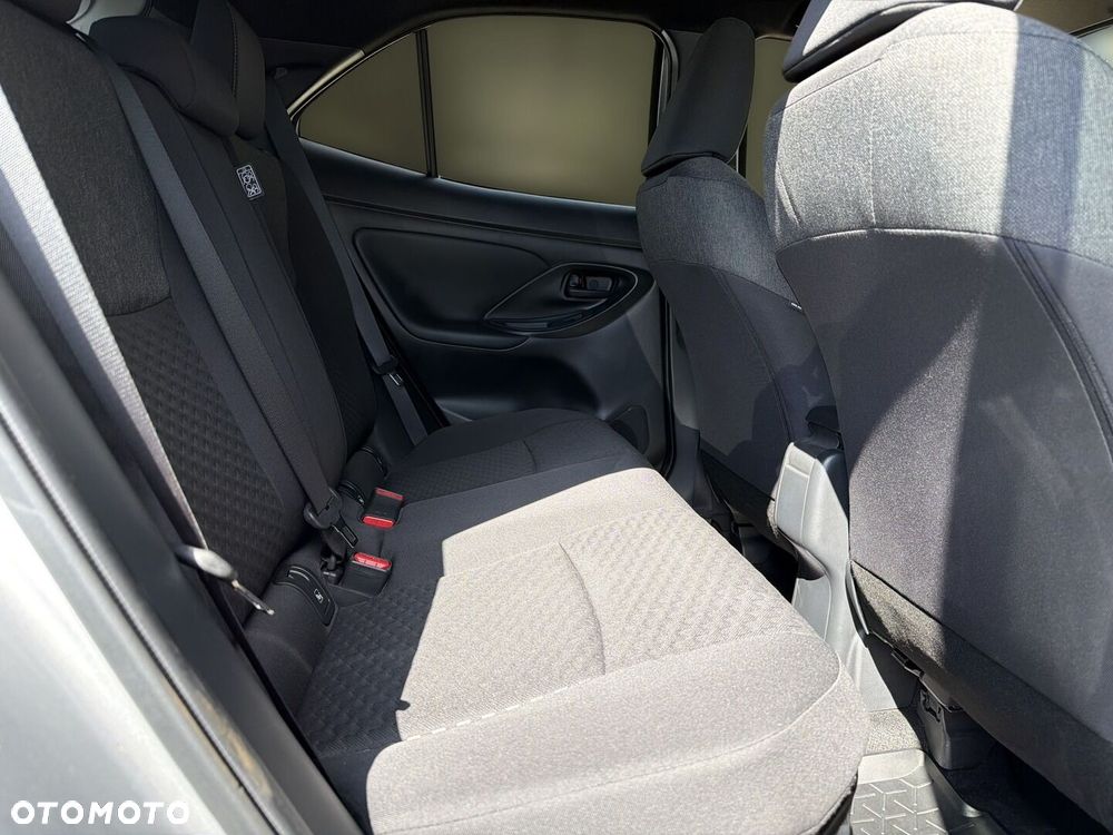 Toyota Yaris Cross - 16