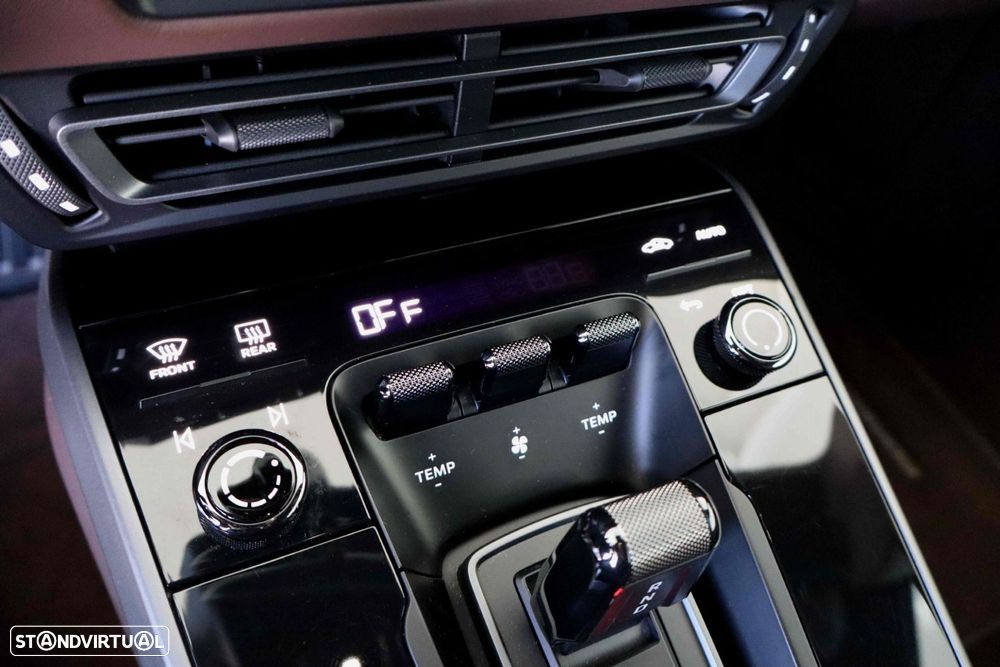 Porsche 911 (992) Carrera 4 PDK - 41