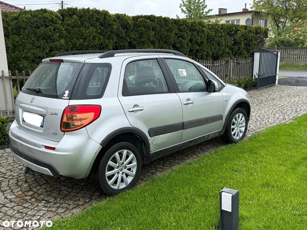 Suzuki SX4 2.0 DDiS 4x4 Comfort - 5