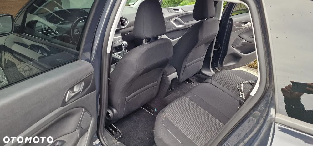Peugeot 308 PureTech 130 GPF Stop & Start Style - 14