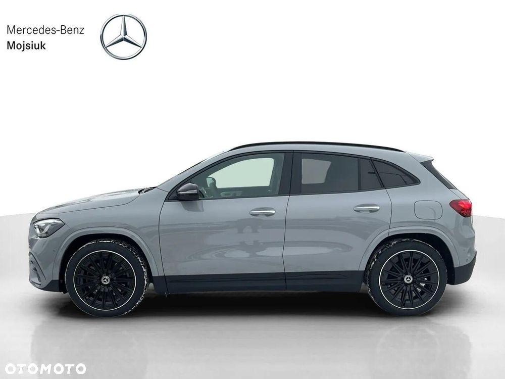 Mercedes-Benz GLA - 5