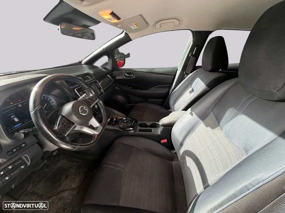 Nissan Leaf - 6