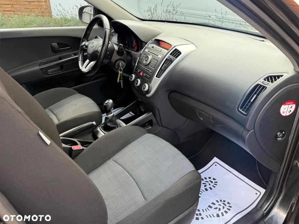 Kia Ceed Cee'd 1.4 Comfort - 10