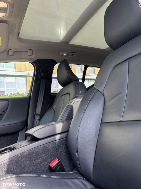 Volvo XC 40 - 5