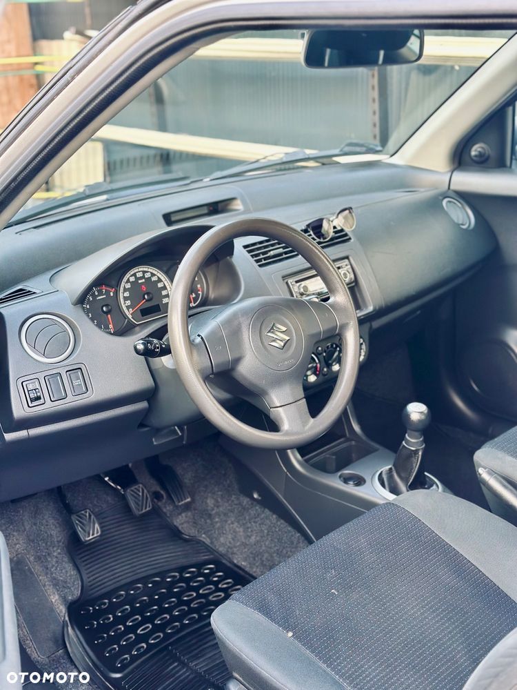 Suzuki Swift 1.3 Comfort+ - 8