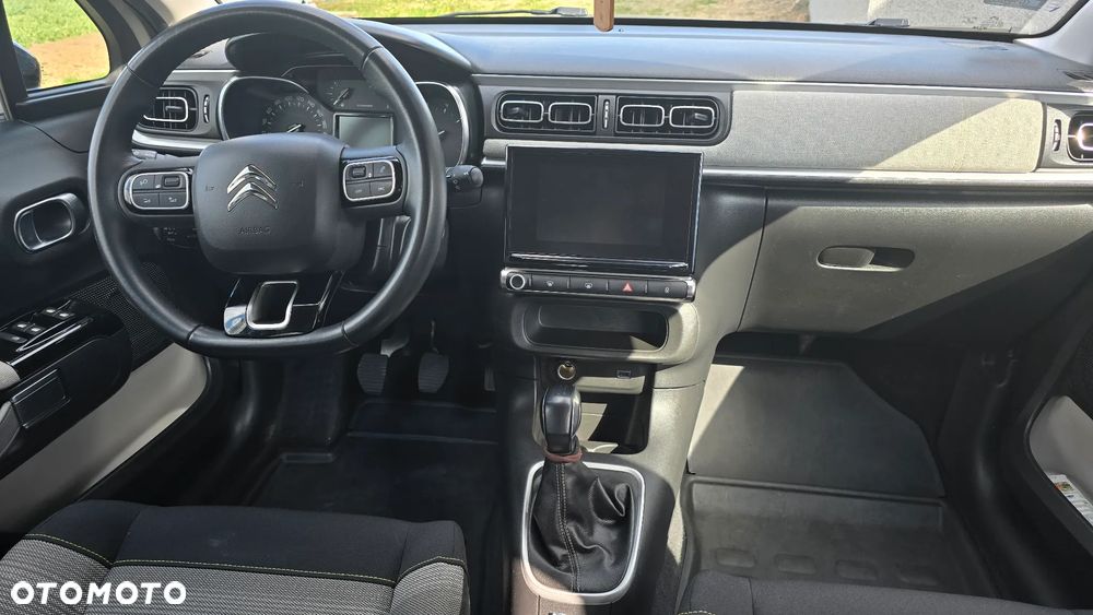 Citroën C3 1.2 PureTech Shine - 3