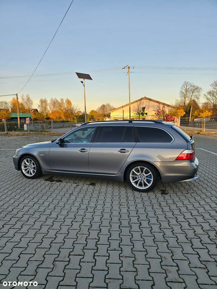 BMW Seria 5 520d Touring Edition Lifestyle - 12