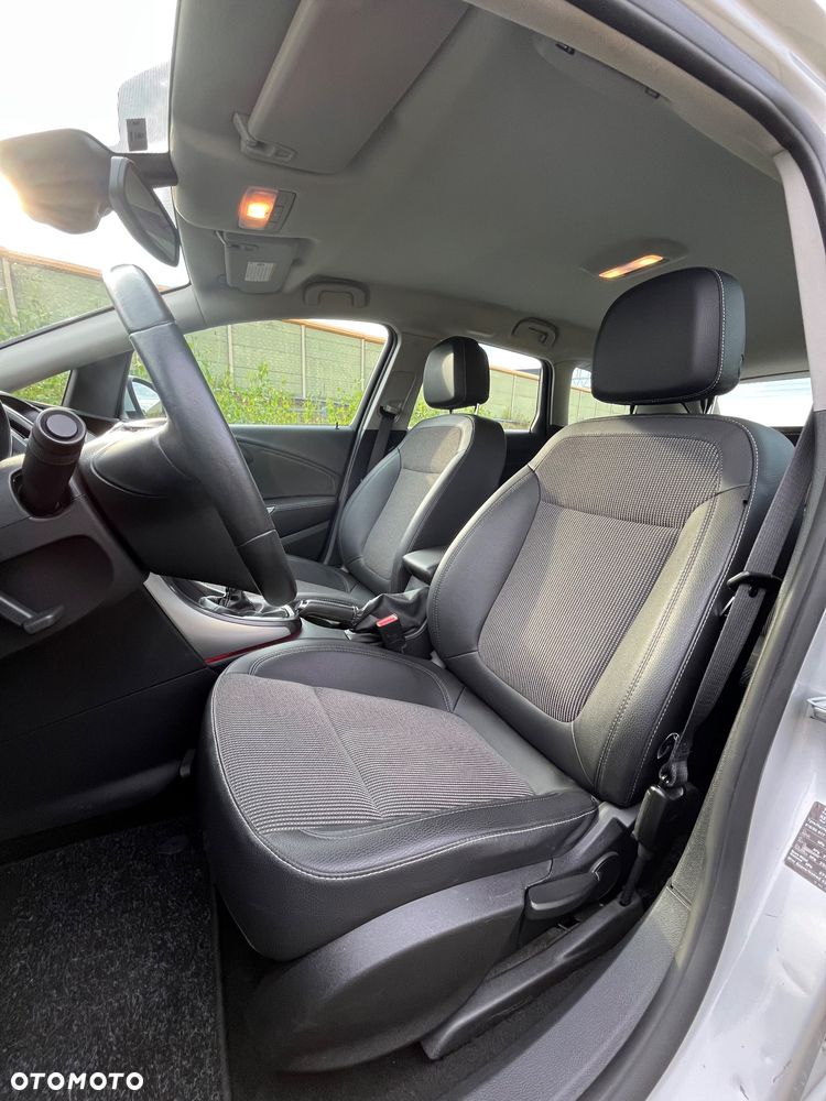 Opel Astra 1.4 T Cosmo - 20