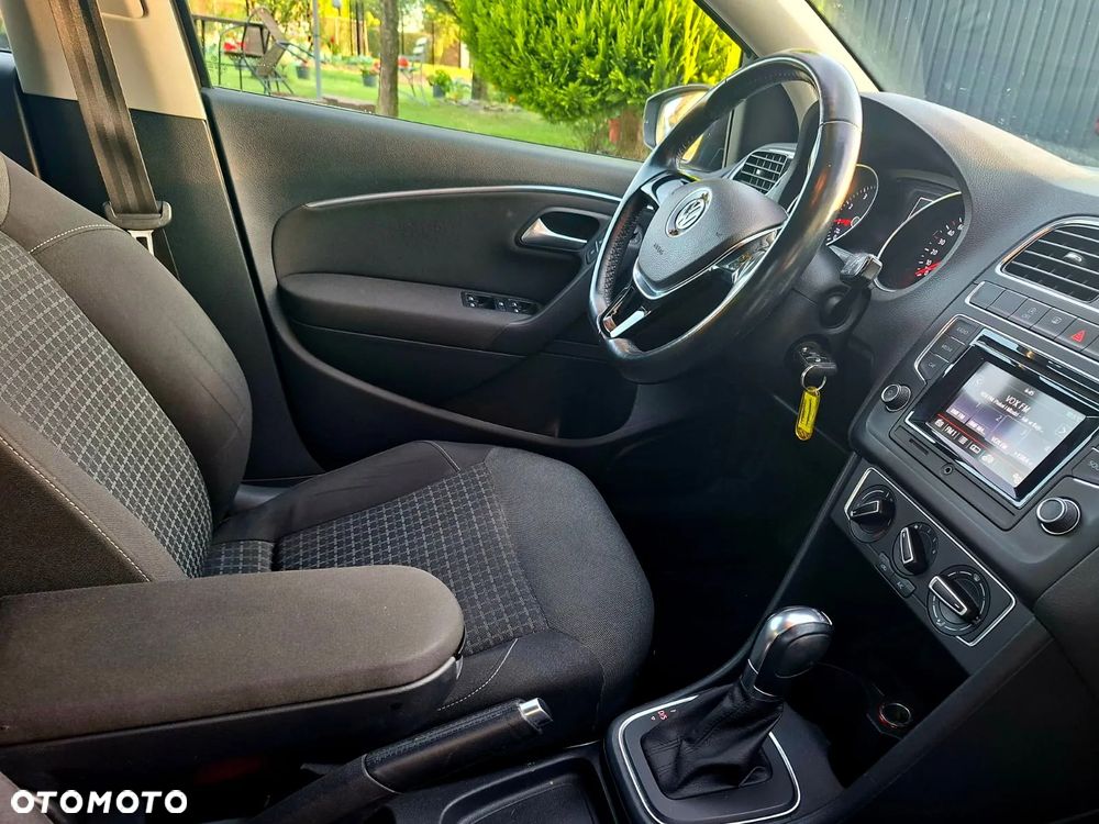 Volkswagen Polo - 8