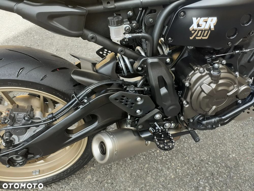 Yamaha XSR - 17