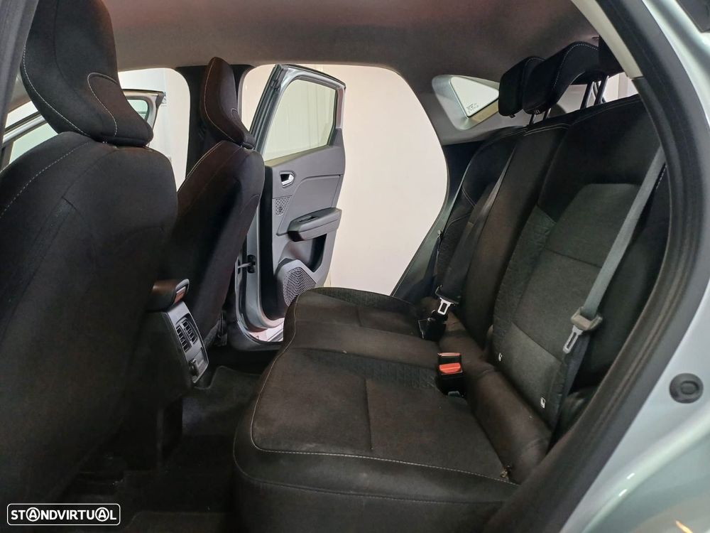 Renault Captur - 13