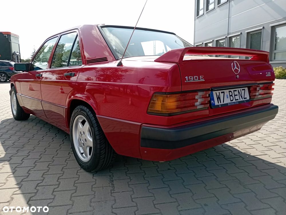 Mercedes-Benz W201 (190) - 8
