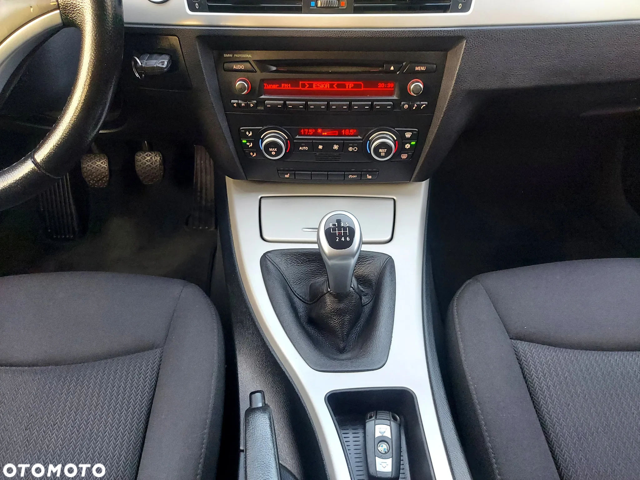 BMW Seria 3 318i - 31