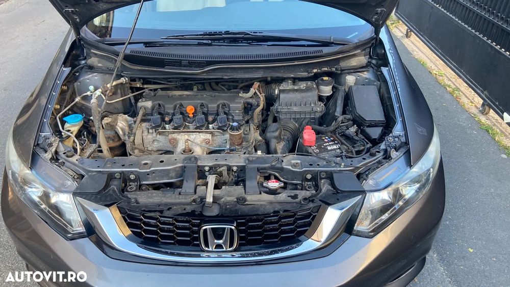 Honda Civic 1.8 MT LS - 11