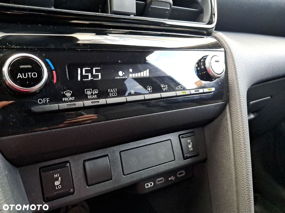 Toyota Yaris Cross Hybrid 1.5 Premiere Edition - 21