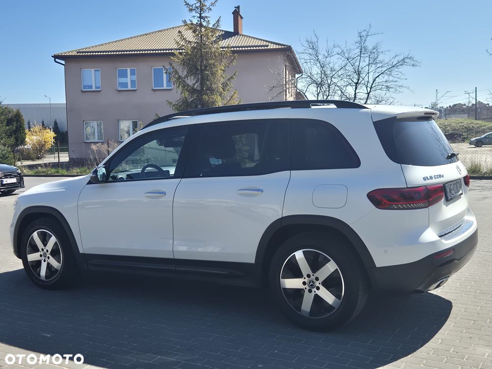 Mercedes-Benz GLB 220 d 4Matic 8G-DCT Progressive Advanced - 4