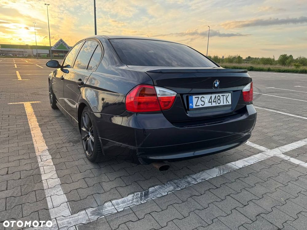 BMW Seria 3 320d DPF - 33