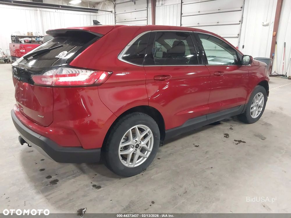 Ford Edge - 4