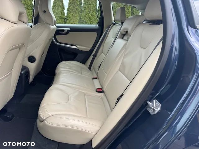 Volvo XC 60 - 19