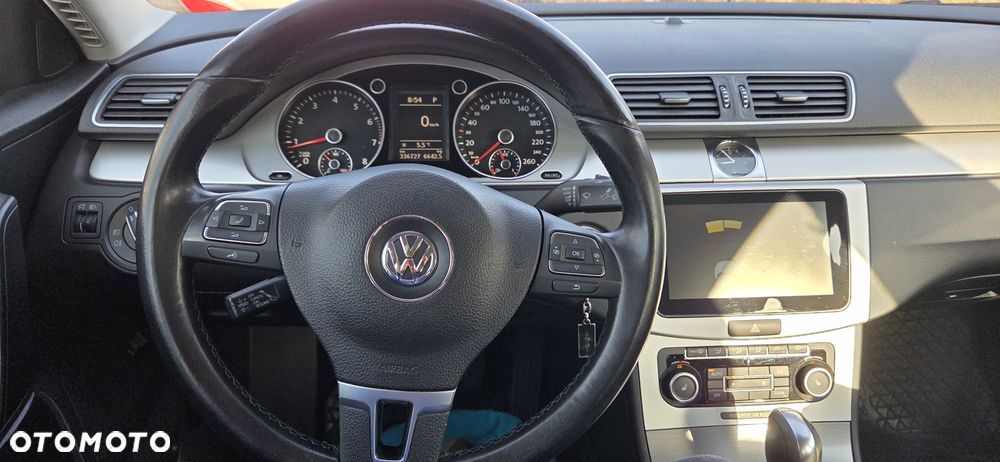 Volkswagen Passat 1.8 TSI DSG Comfortline - 5