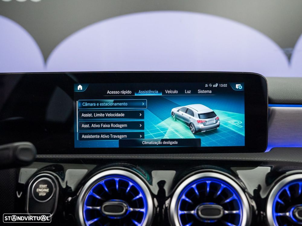 Mercedes-Benz A 250 e AMG Line - 29