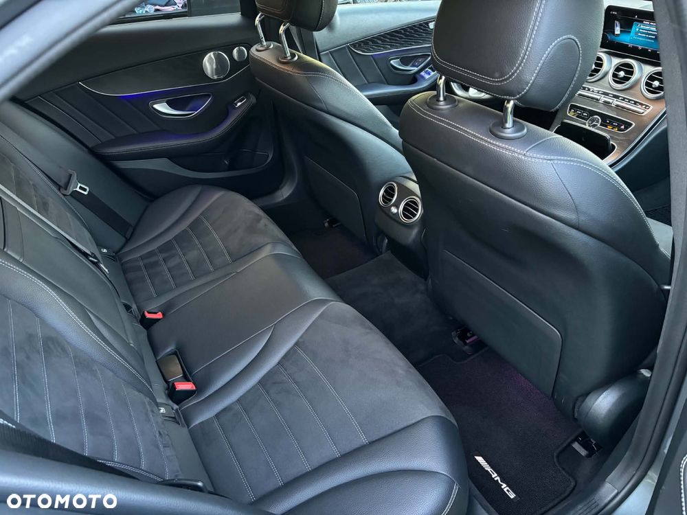 Mercedes-Benz Klasa C 200 9G-TRONIC - 32