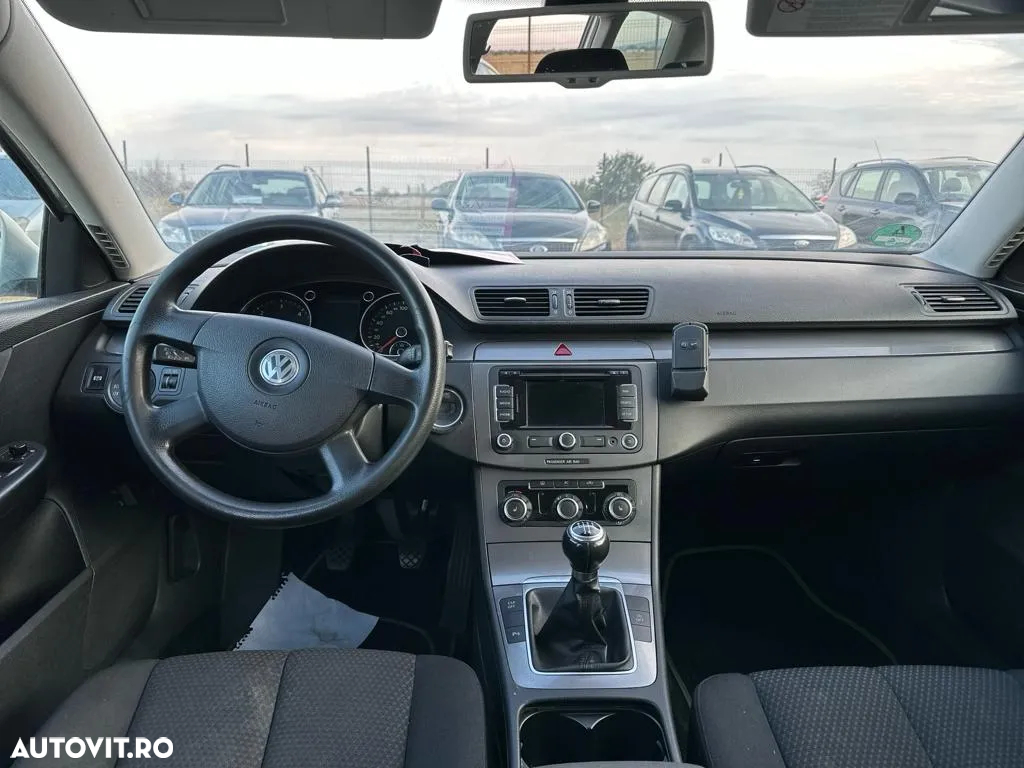 Volkswagen Passat Variant 1.6 TDI BlueMotion Technology Business Edition - 5