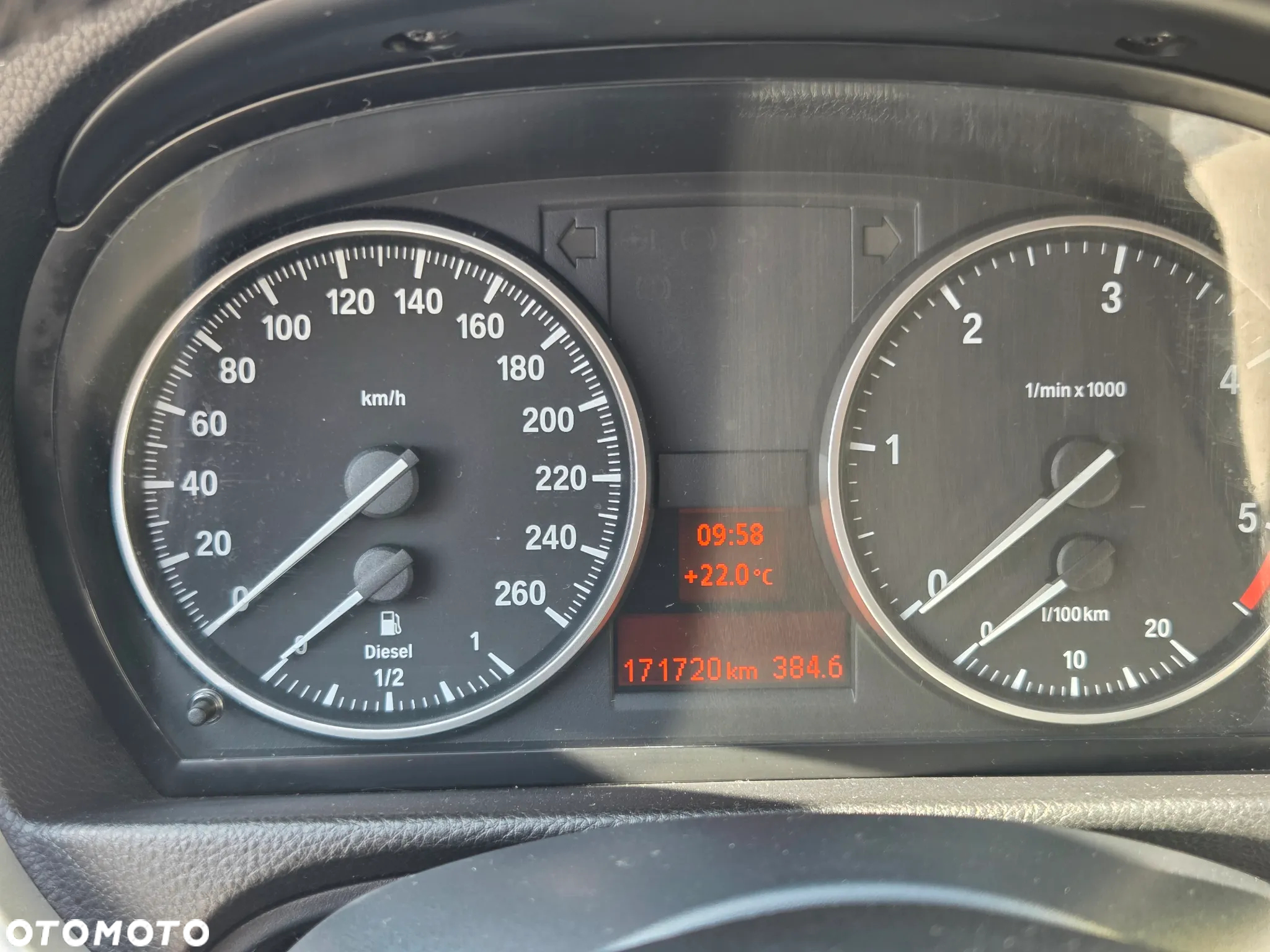 BMW Seria 3 318d - 12