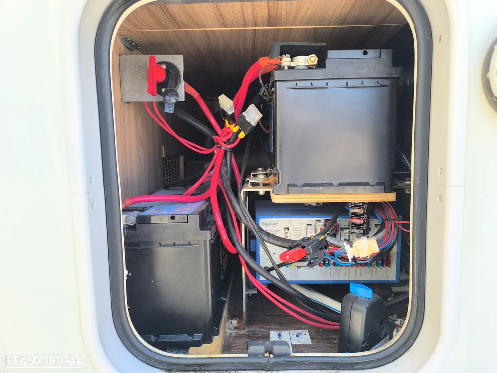 Hymer Tramp GL598 (6.99mt) C.Central - 16