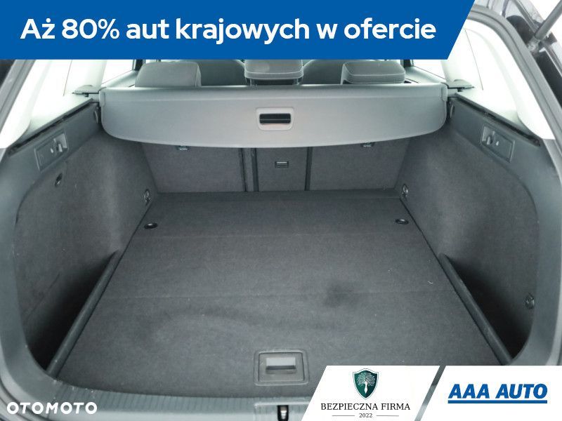Volkswagen Golf Variant - 11