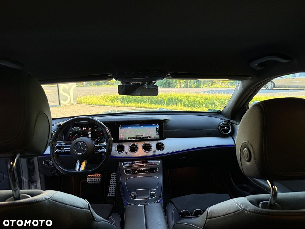 Mercedes-Benz Klasa E 220 d 4-Matic AMG - 35