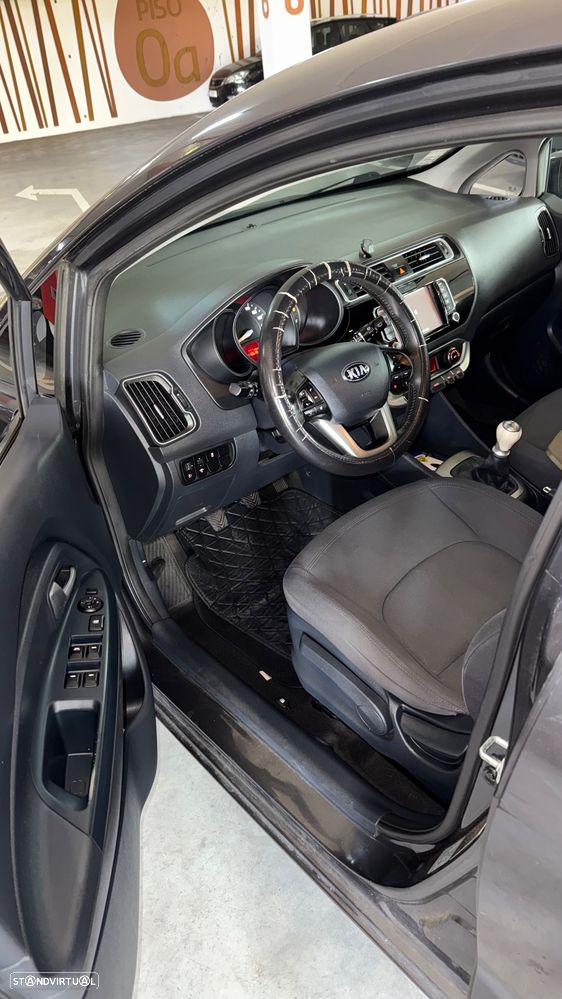 Kia Rio 1.2 CVVT Urban - 13