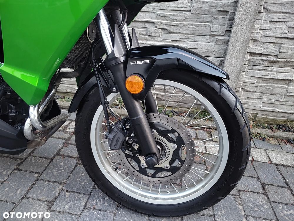 Kawasaki Versys-X 300 - 17