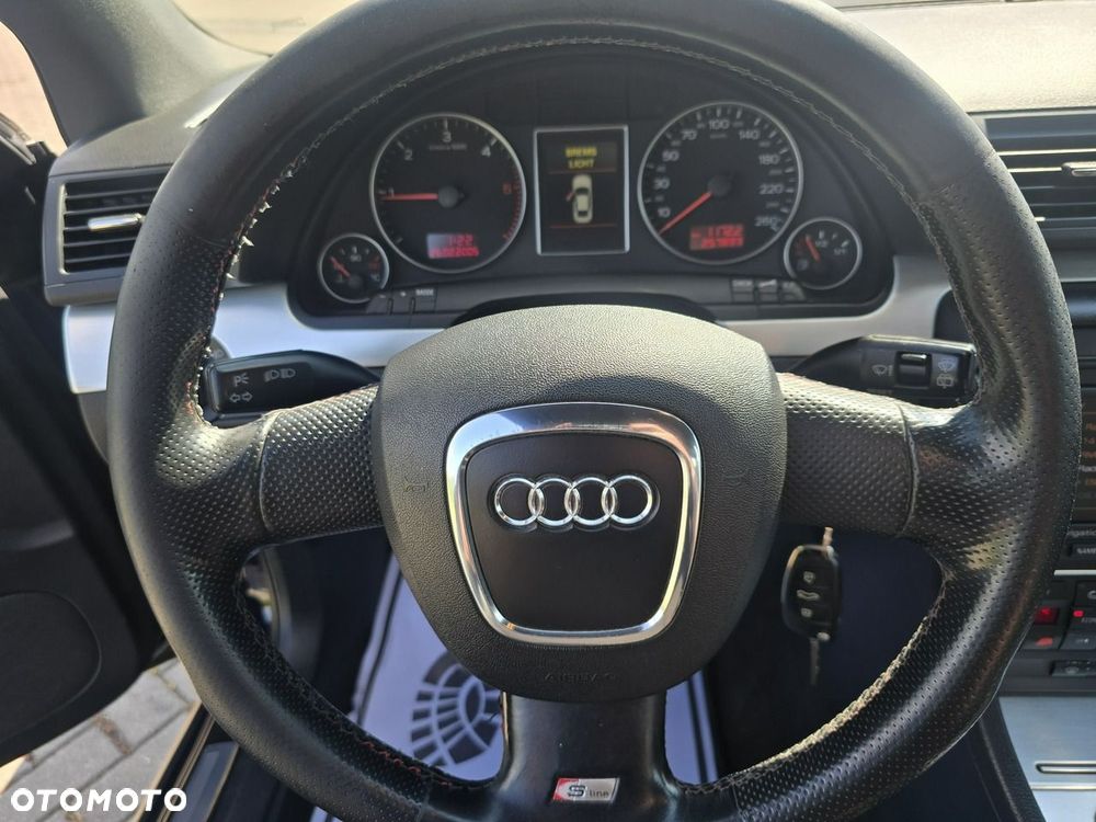 Audi A4 Avant - 14