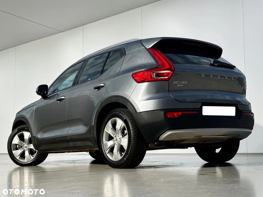 Volvo XC 40 D4 AWD Geartronic Momentum - 14