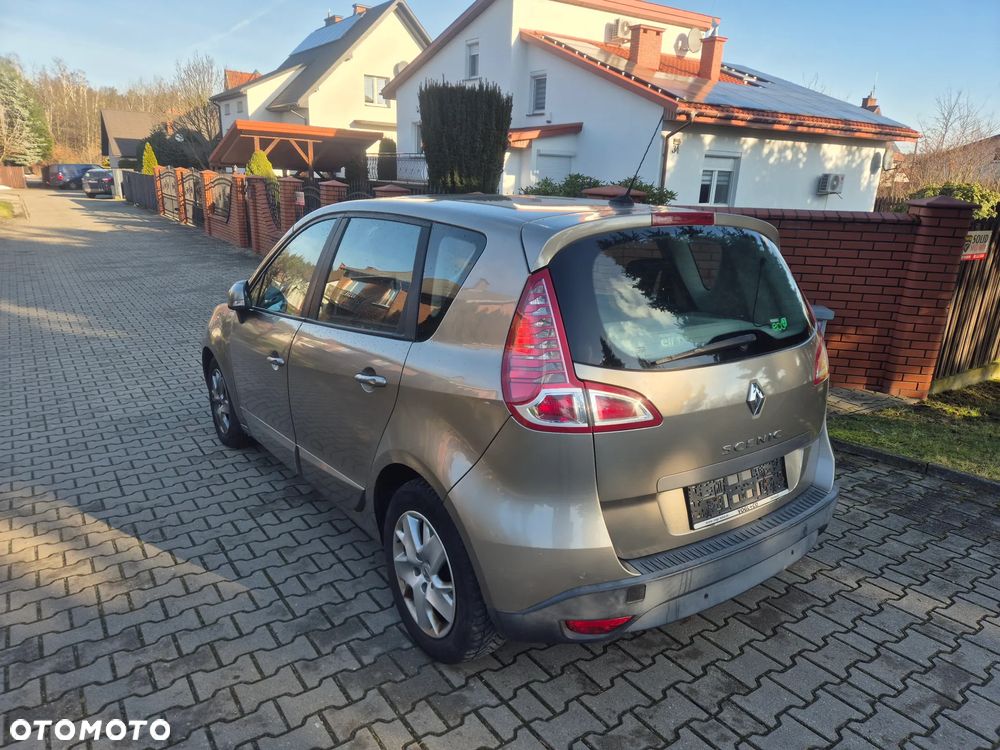 Renault Scenic 1.6 16V 110 TomTom Edition - 5