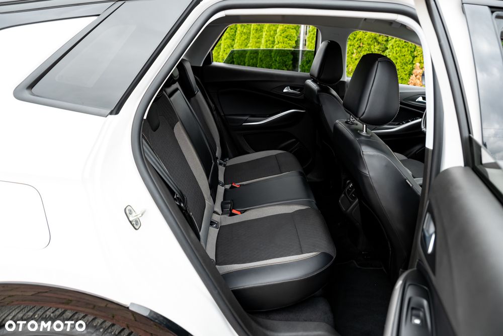 Opel Grandland 1.2 DI Automatik Business Elegance - 24
